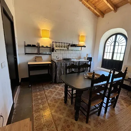 Casas Lieva Castano