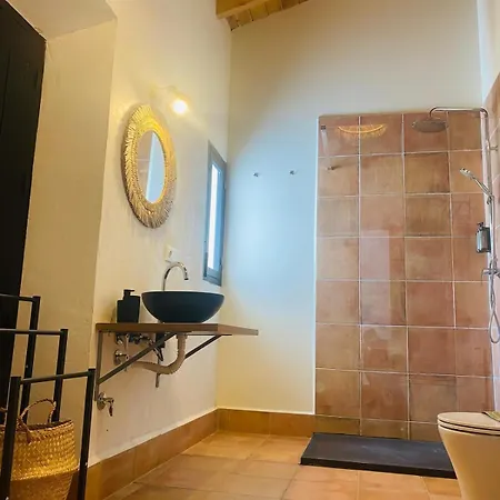 Casas Lieva Castano Apartment
